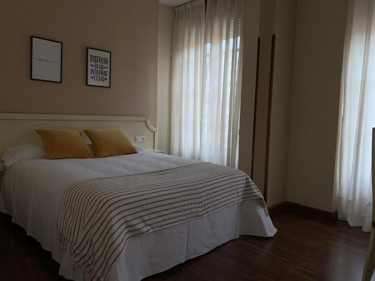 Hotel Los Robles Кангас-де-Онис Экстерьер фото