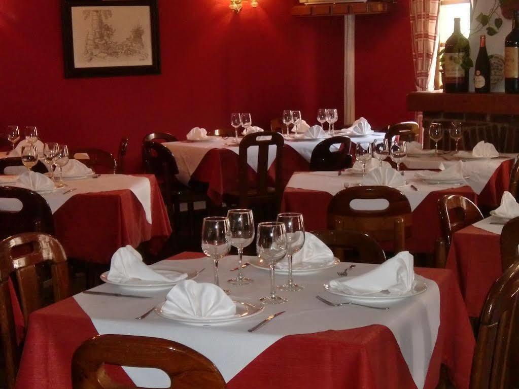 Hotel Los Robles Кангас-де-Онис Экстерьер фото